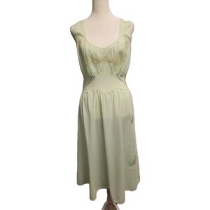 Vintage Nightgown Womens *Medium Mint Green Embroidered Midi Night Dress